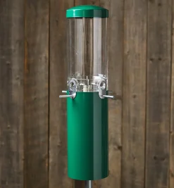 Lee Valley Pole-Mounted Squirrel-Proof Bird Feeder