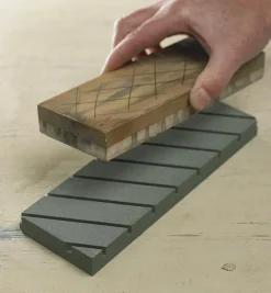 Lee Valley Pride Abrasive Truing Stone For Water Stones