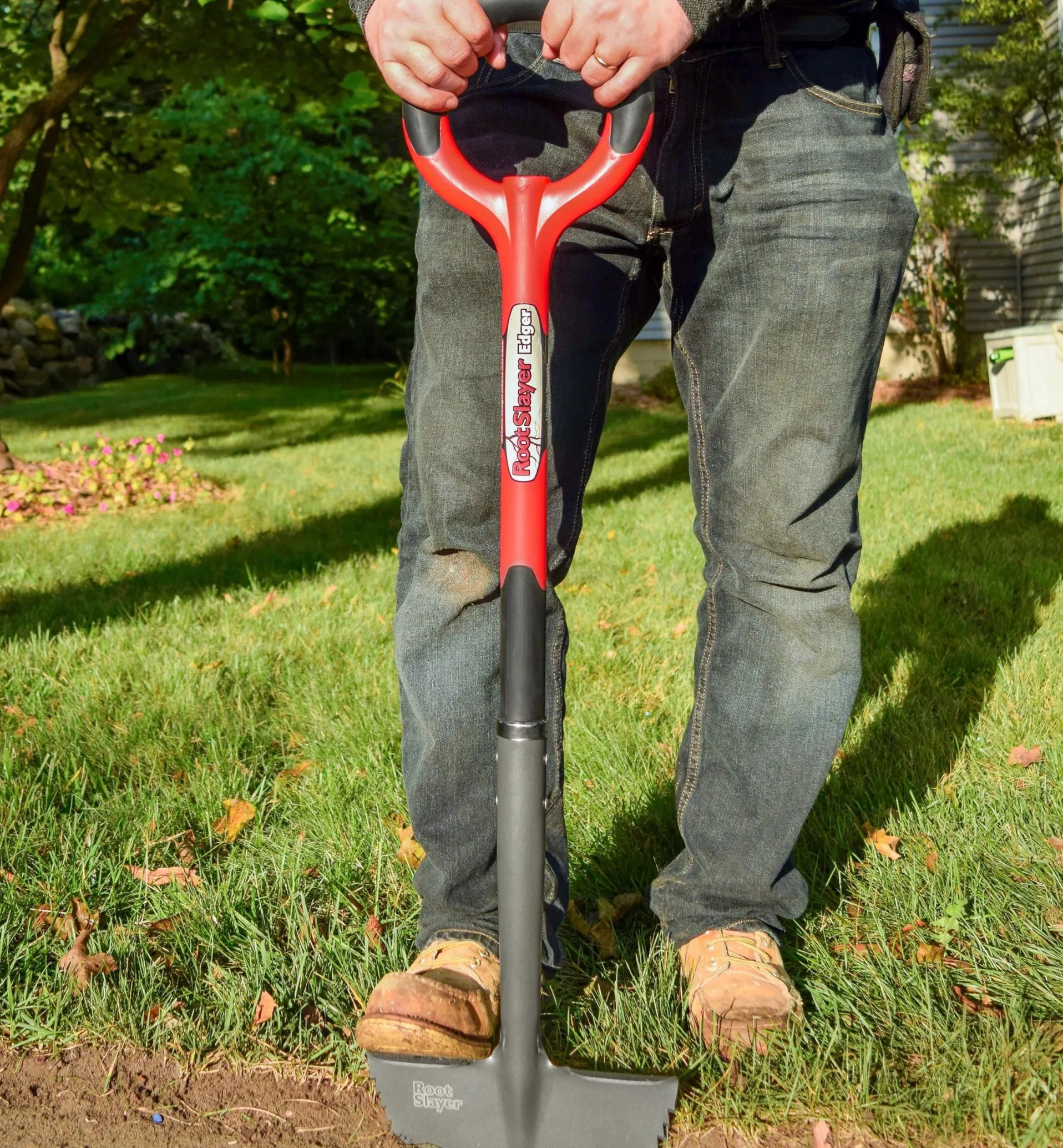 Lee Valley Radius Root-Cutter Lawn Edger