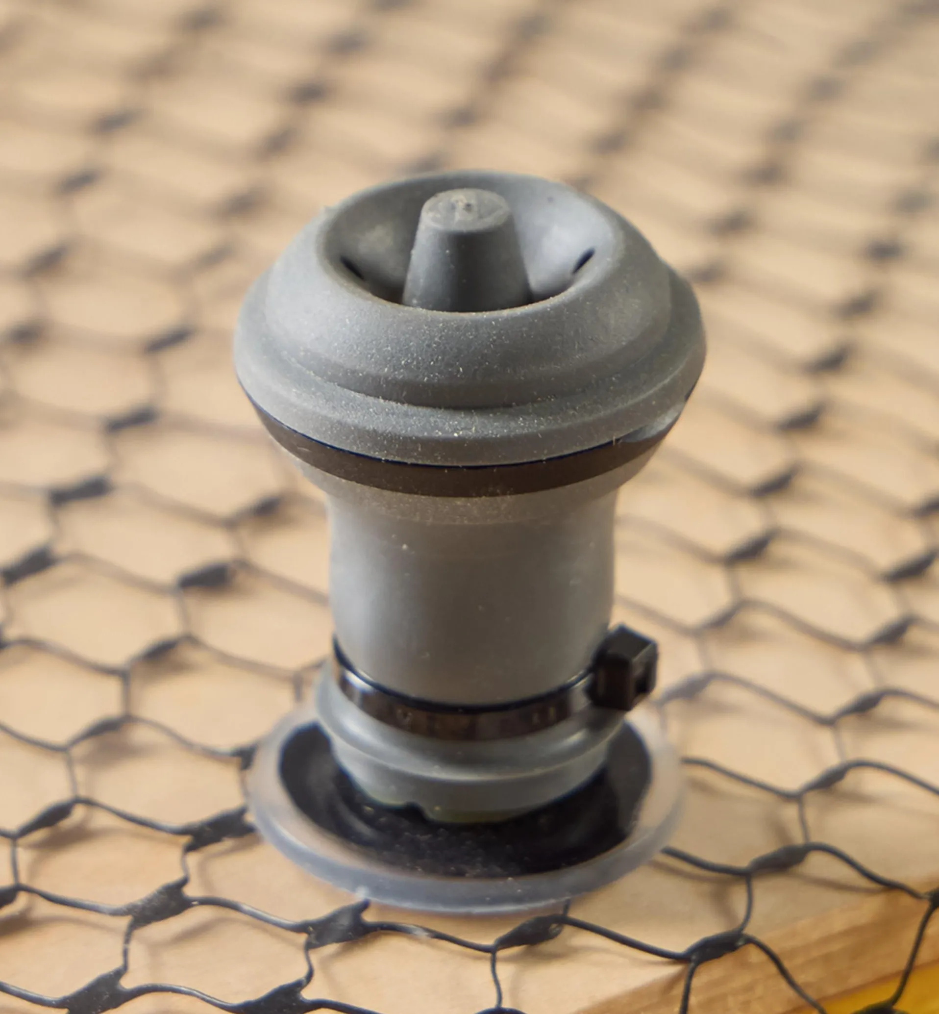 Lee Valley Replacement Valve Caps For Vacuum Presses