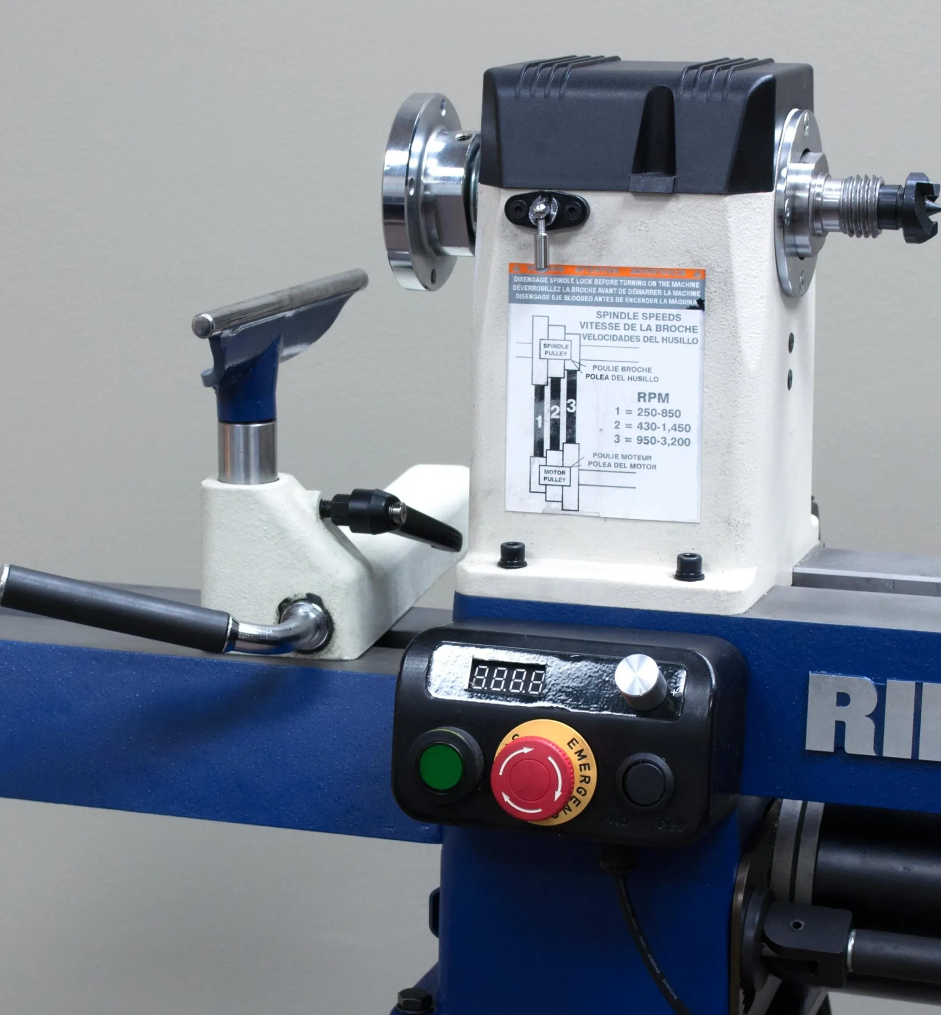 Lee Valley Rikon 12" × 16 1/2" Midi Lathe (70-150VSR)