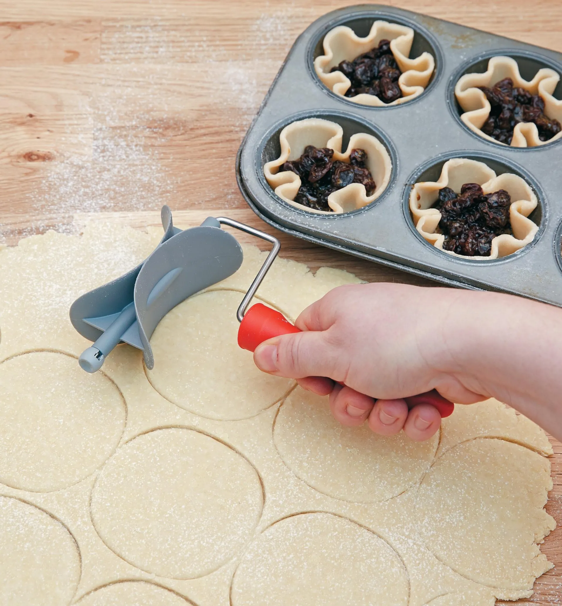 Lee Valley Rolling Circle Cutter