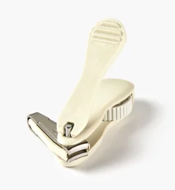 Lee Valley Rotary Fingernail Clipper