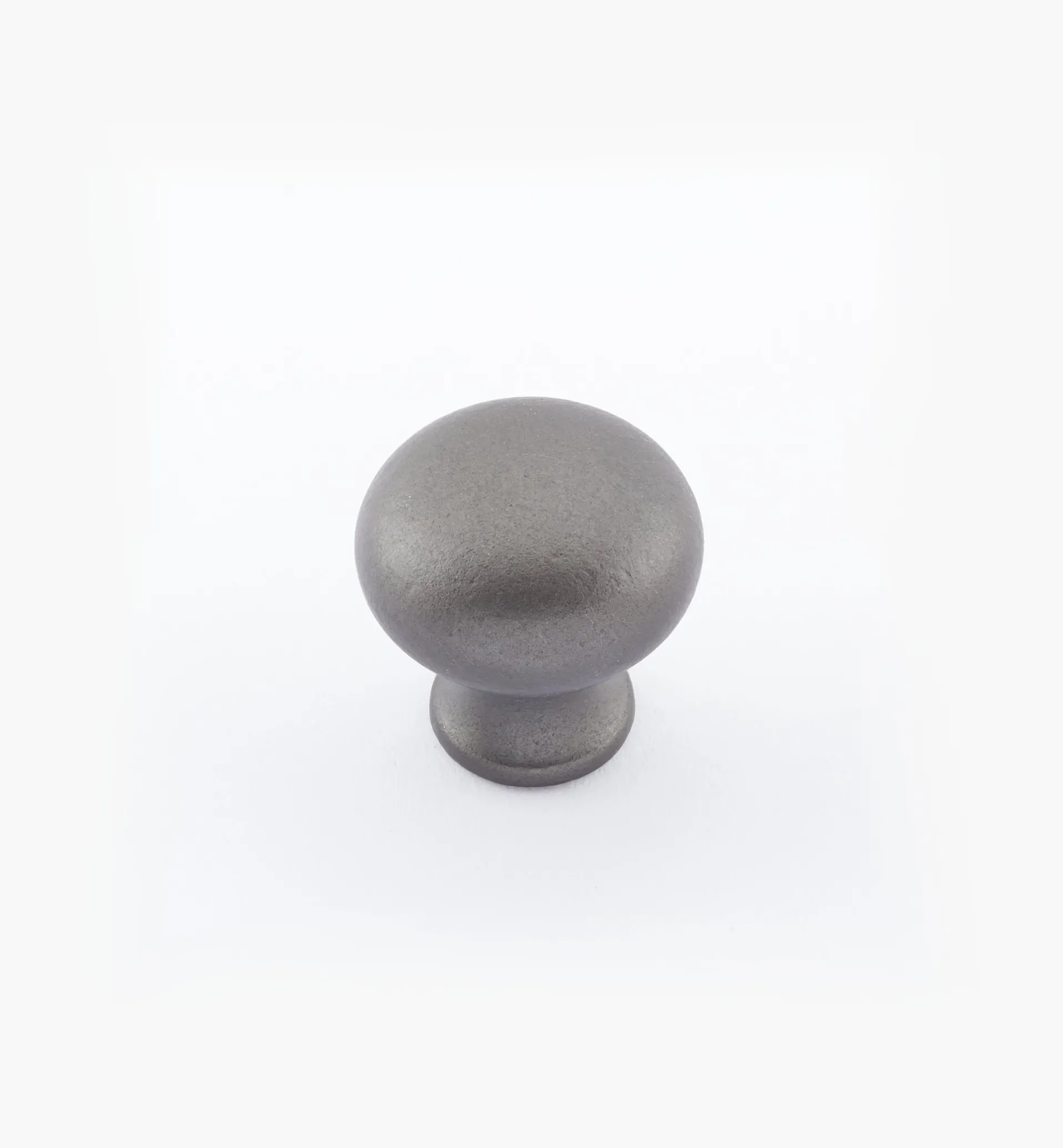 Lee Valley Round Brass Plain Knobs