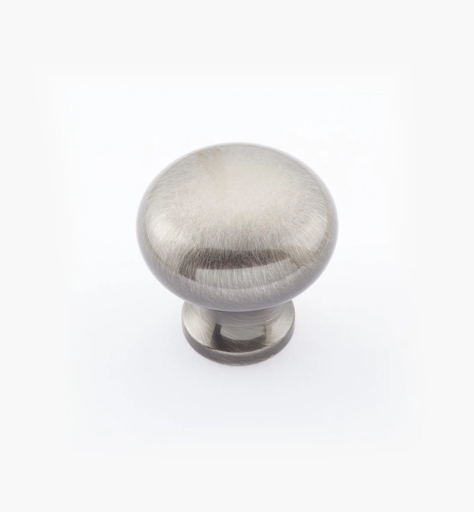 Lee Valley Round Brass Plain Knobs