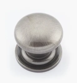 Lee Valley Round Brass Plain Knobs