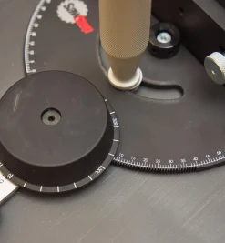 Lee Valley SawStop Revolution Miter Gauge