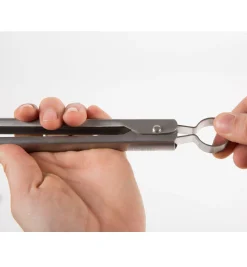 Lee Valley Silicone Tongs With Teeth