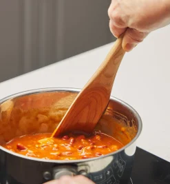 Lee Valley Slanted Pot Scoop