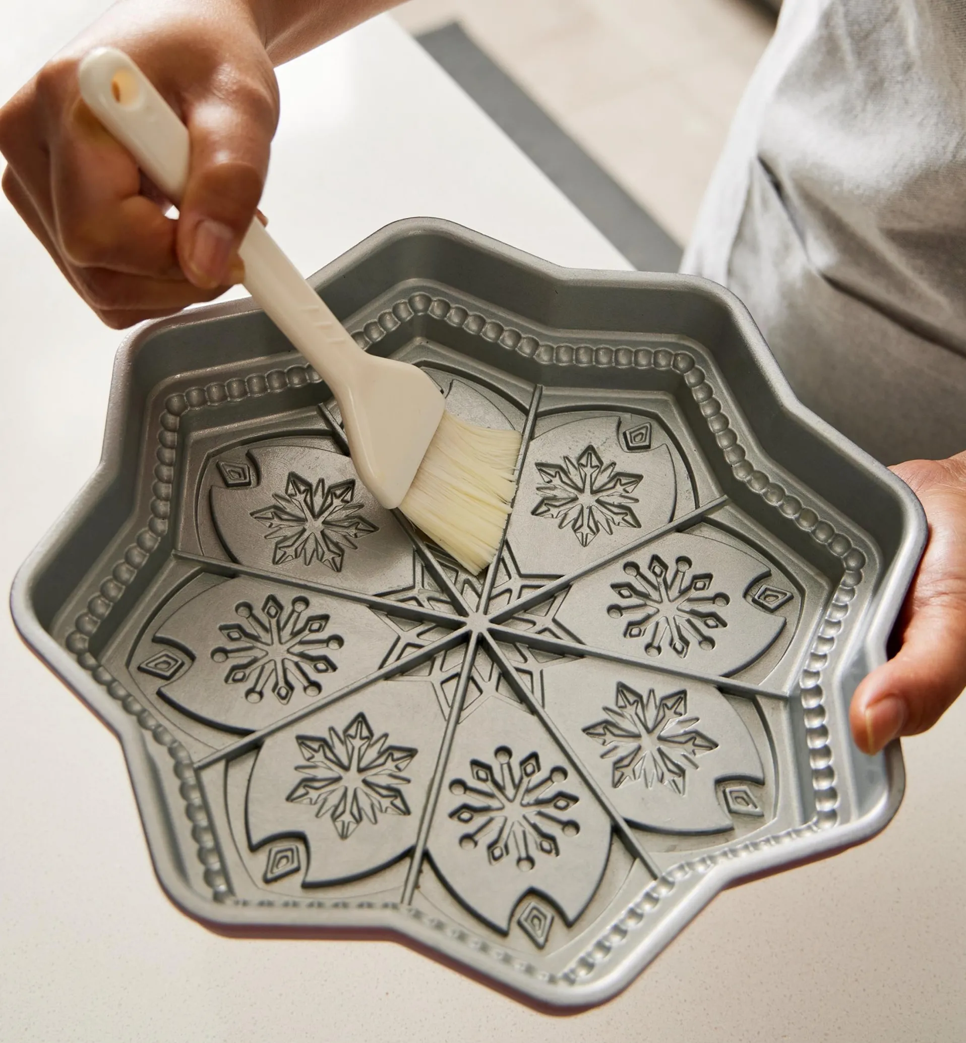Lee Valley Snowflake Shortbread Pan