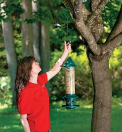 Lee Valley Squirrel Buster Plus Bird Feeder