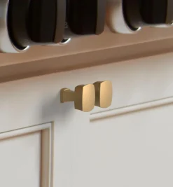 Lee Valley Stature Square Knob