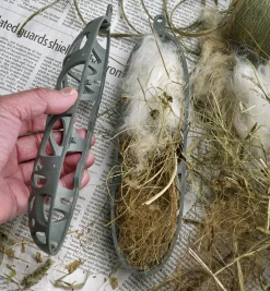 Lee Valley Suet Bird Feeder