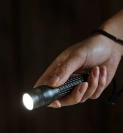 Lee Valley Suprabeam Q2 Flashlight