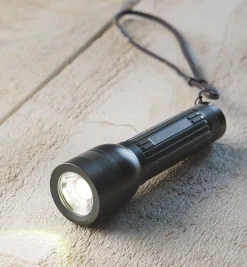 Lee Valley Suprabeam Q4 Flashlight