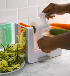 Lee Valley Tabletop Spiralizer