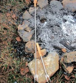 Lee Valley Telescoping Campfire Fork