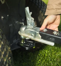 Lee Valley Three-Way Hitch Plate