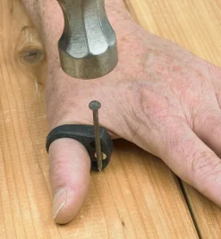 Lee Valley ThumBits Driver Bit Holder