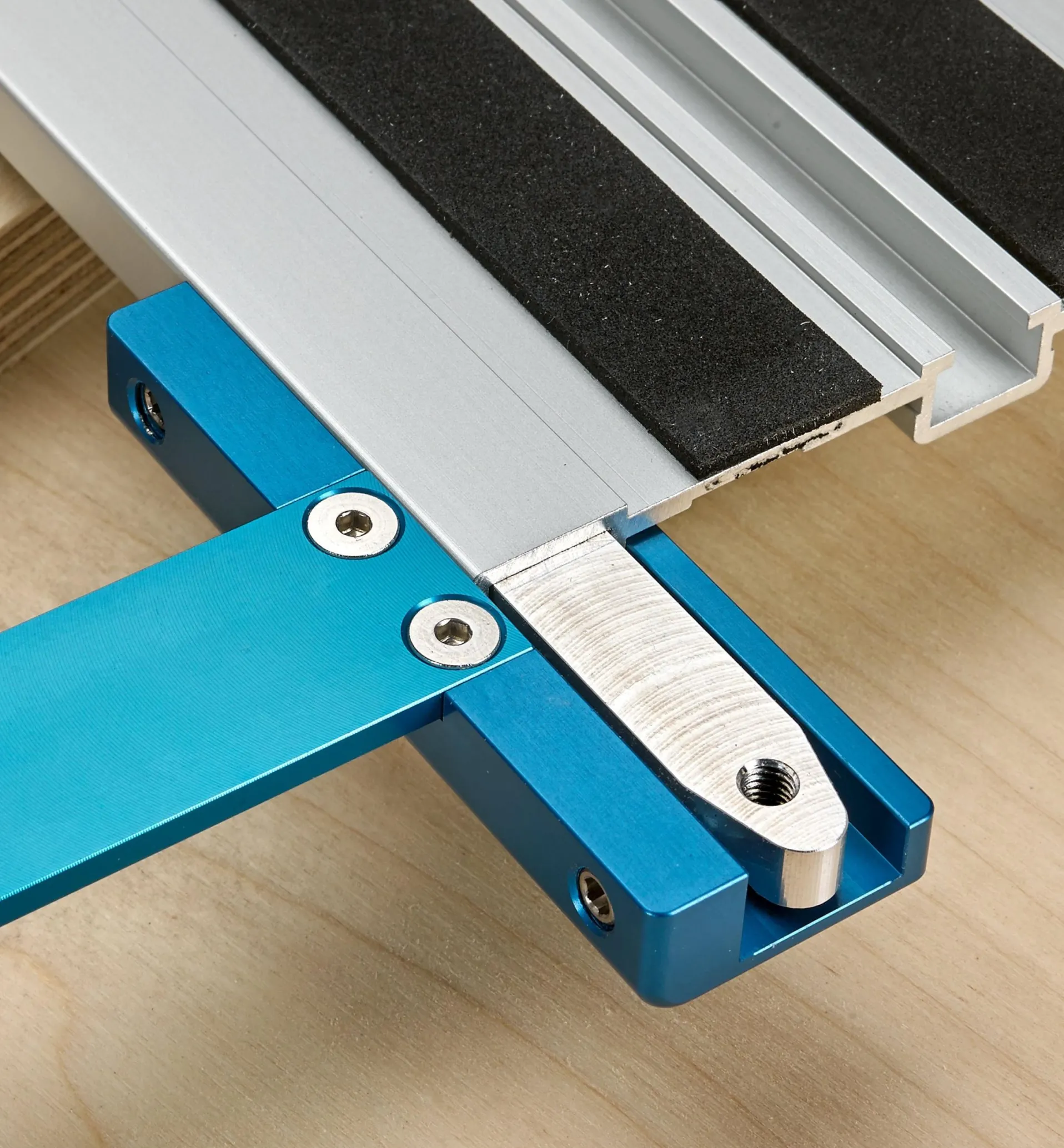 Lee Valley TPG Adapter For Festool Guide Rail