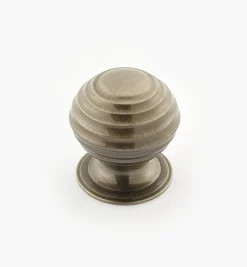 Lee Valley Turned Brass Ridged Knobs