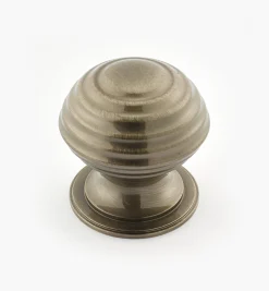 Lee Valley Turned Brass Ridged Knobs