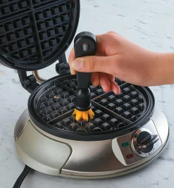 Lee Valley Two Kitchen Brushes