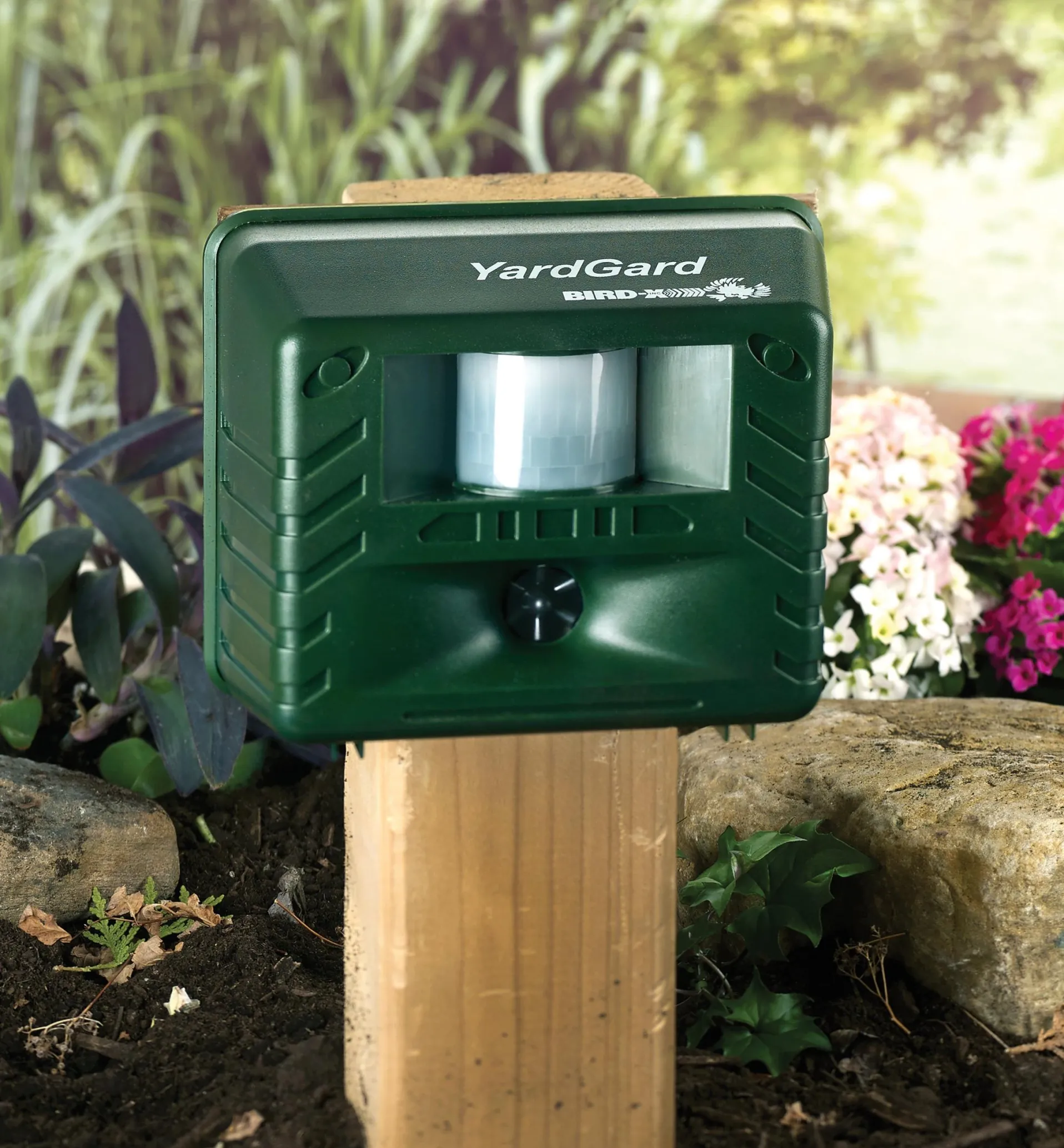 Lee Valley Ultrasonic Pest Deterrent