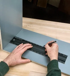 Lee Valley Veritas 18" Shop Rule