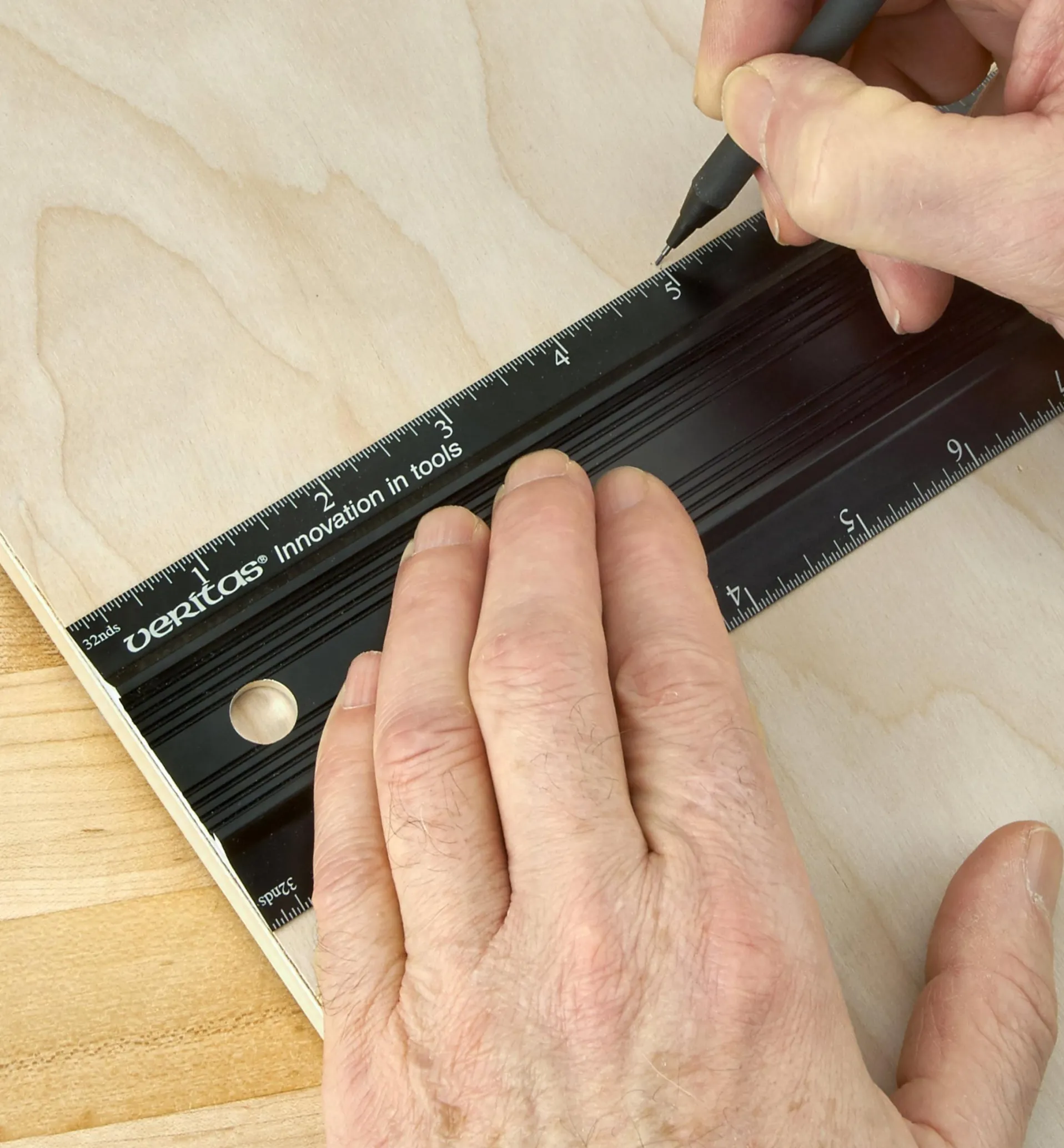 Lee Valley Veritas 18" Shop Rule