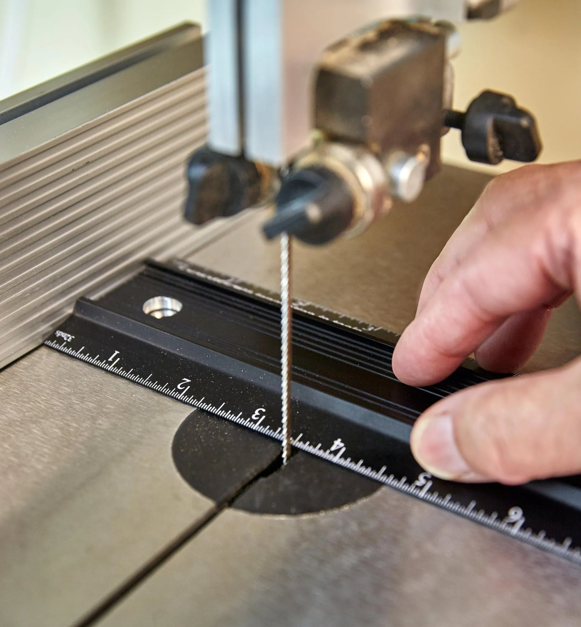 Lee Valley Veritas 18" Shop Rule