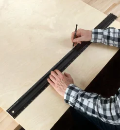 Lee Valley Veritas 39" Shop Rule