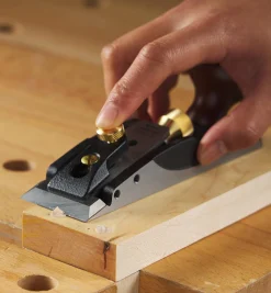 Lee Valley Veritas Cabinetmaker's Trimming Plane