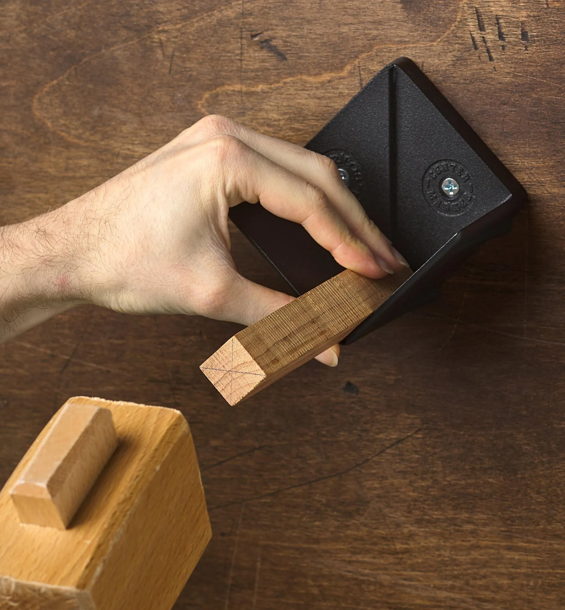 Lee Valley Veritas Center Marker