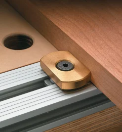 Lee Valley Veritas Low-Profile Work Stop