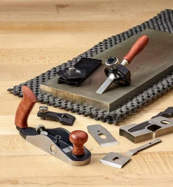 Lee Valley Veritas Miniature Honing Guide