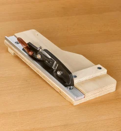 Lee Valley Veritas Miniature Shooting Plane & Board Set