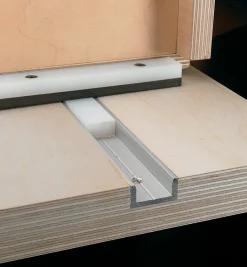 Lee Valley Veritas Miter Slot Extrusion