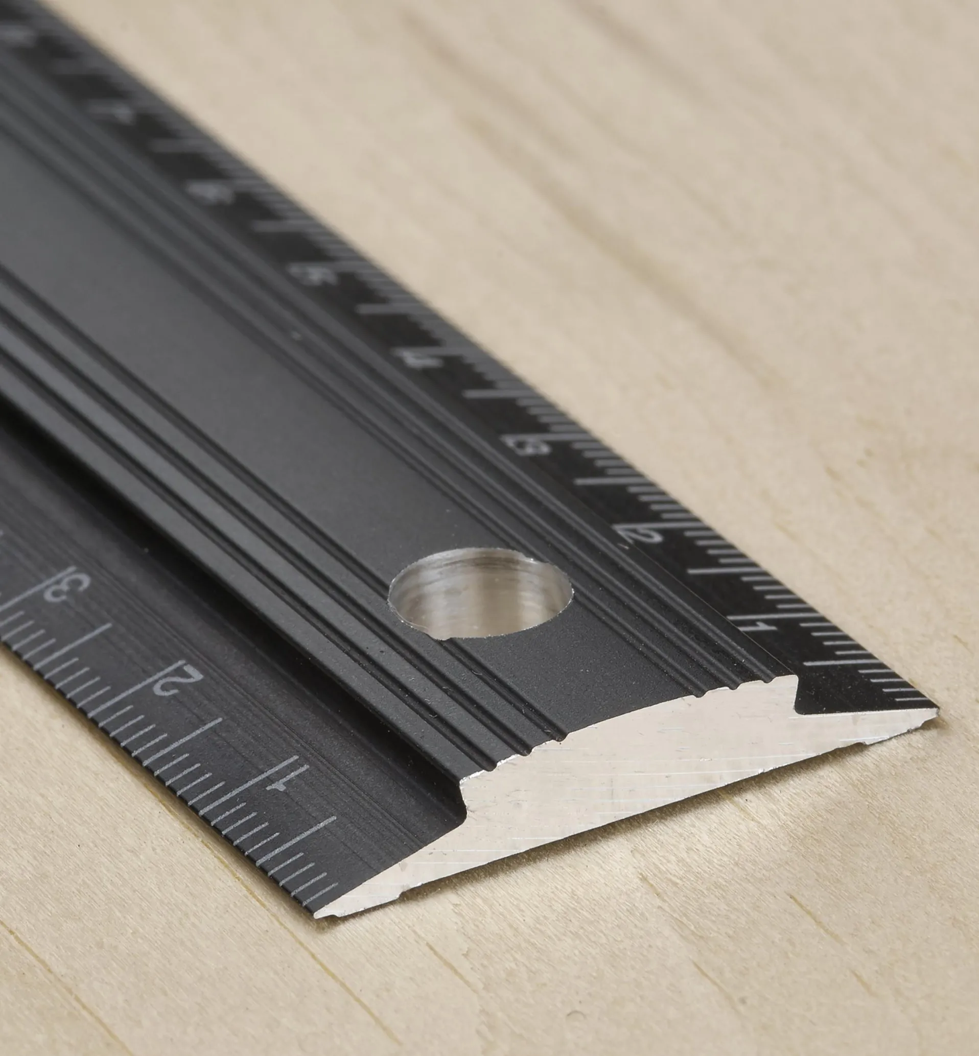 Lee Valley Veritas 600mm Aluminum Bench Rule