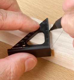 Lee Valley Veritas 35mm Pocket Layout Square