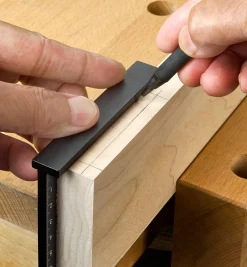 Lee Valley Veritas 85mm Pocket Layout Square