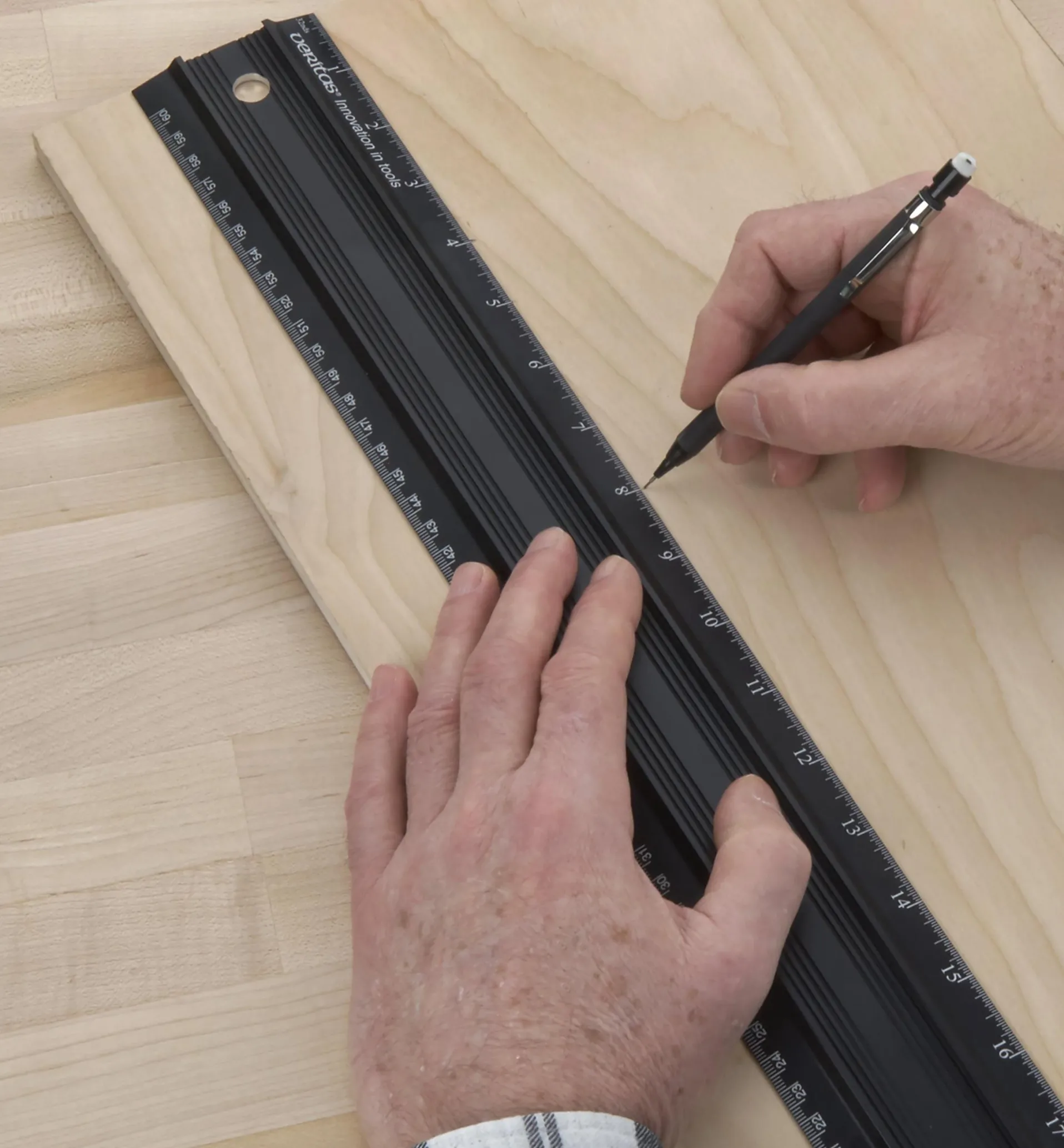 Lee Valley Veritas 24"/600mm Shop Rule