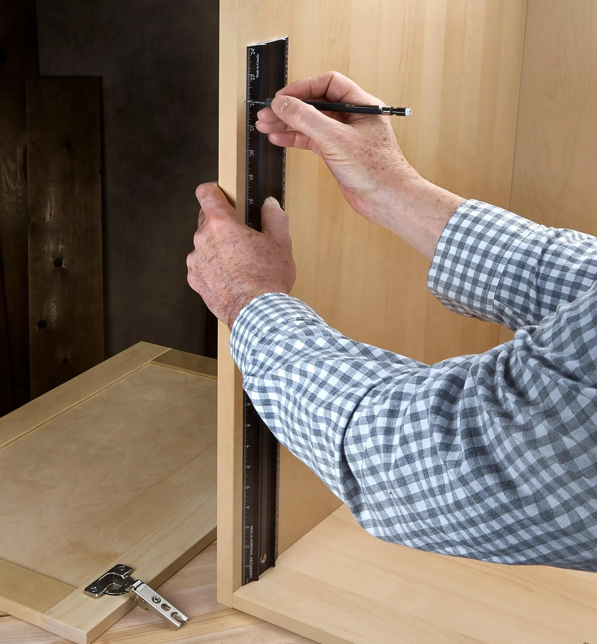 Lee Valley Veritas 24"/600mm Shop Rule