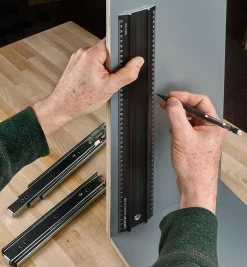 Lee Valley Veritas 450mm Shop Rule