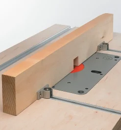 Lee Valley Veritas Pivoting Fence For T-Slot Tracks