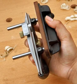 Lee Valley Veritas Right-Hand Box-Maker’s Plow Plane