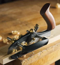 Lee Valley Veritas Right-Hand Small Plow Plane