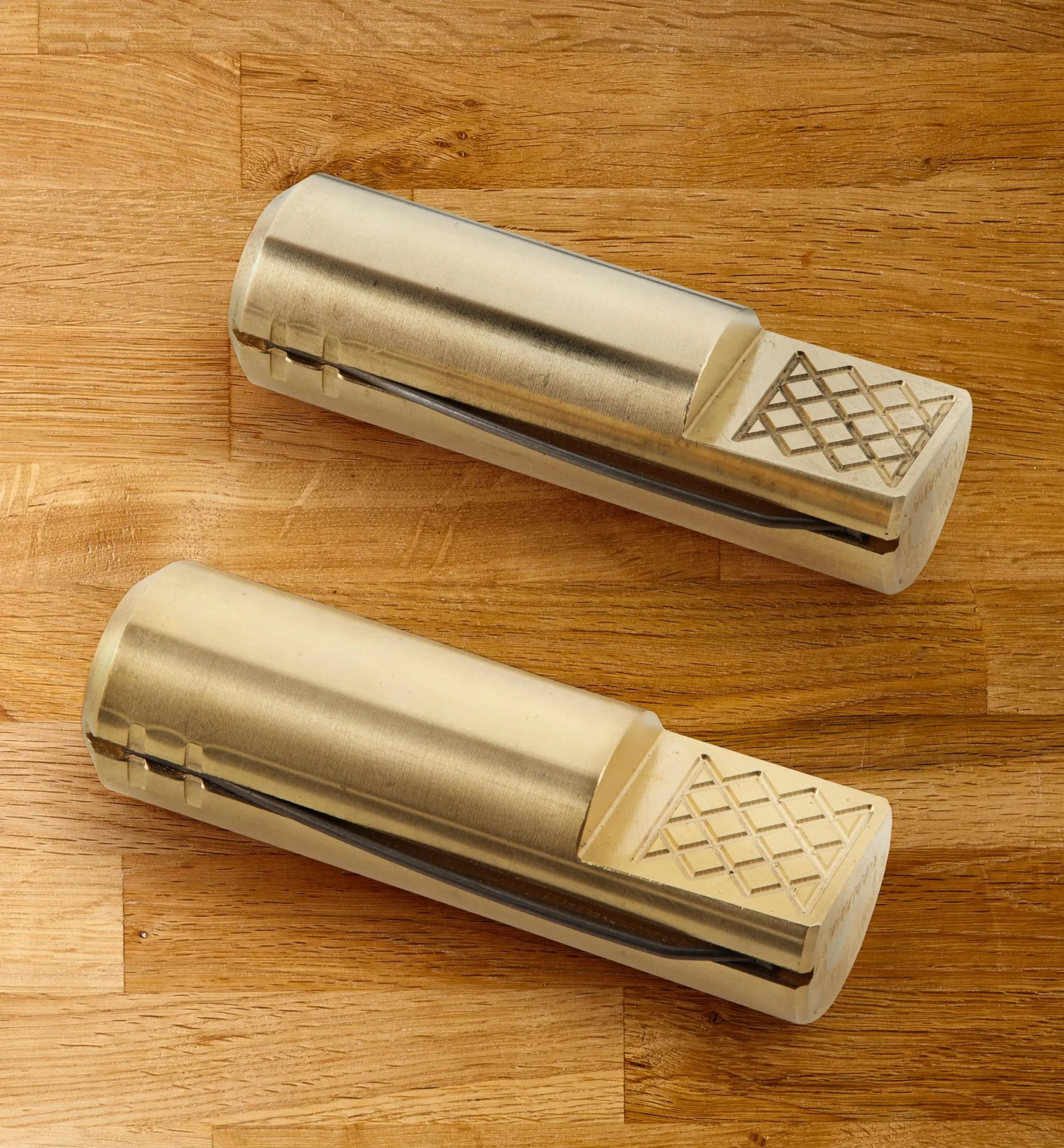 Lee Valley Veritas Round Bench Pups