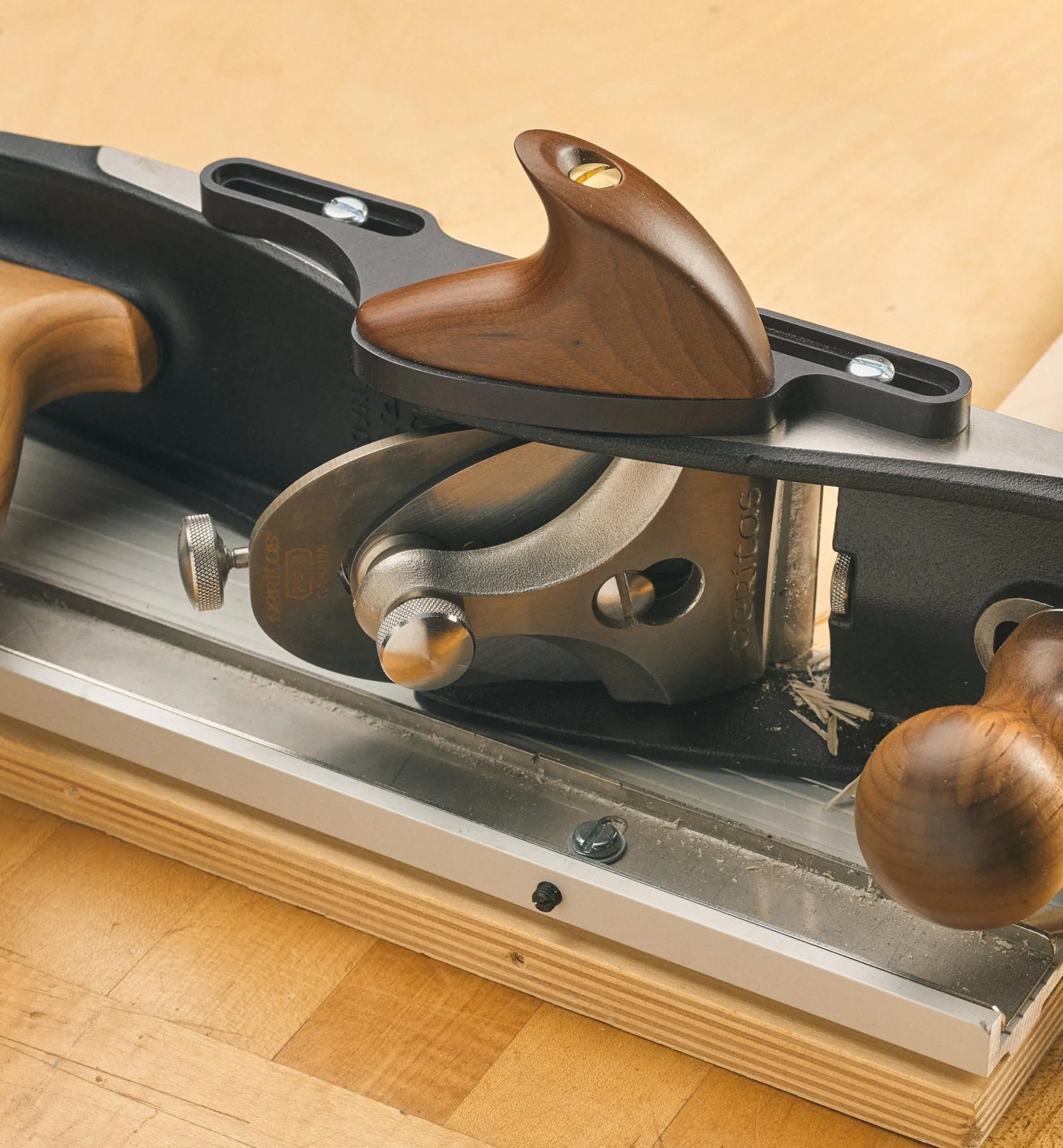 Lee Valley Veritas Shooting Grip