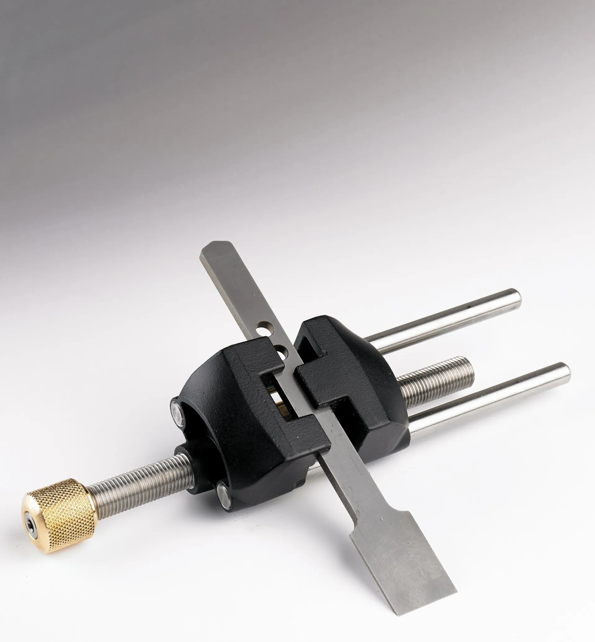 Lee Valley Veritas Side-Clamping Honing Guide